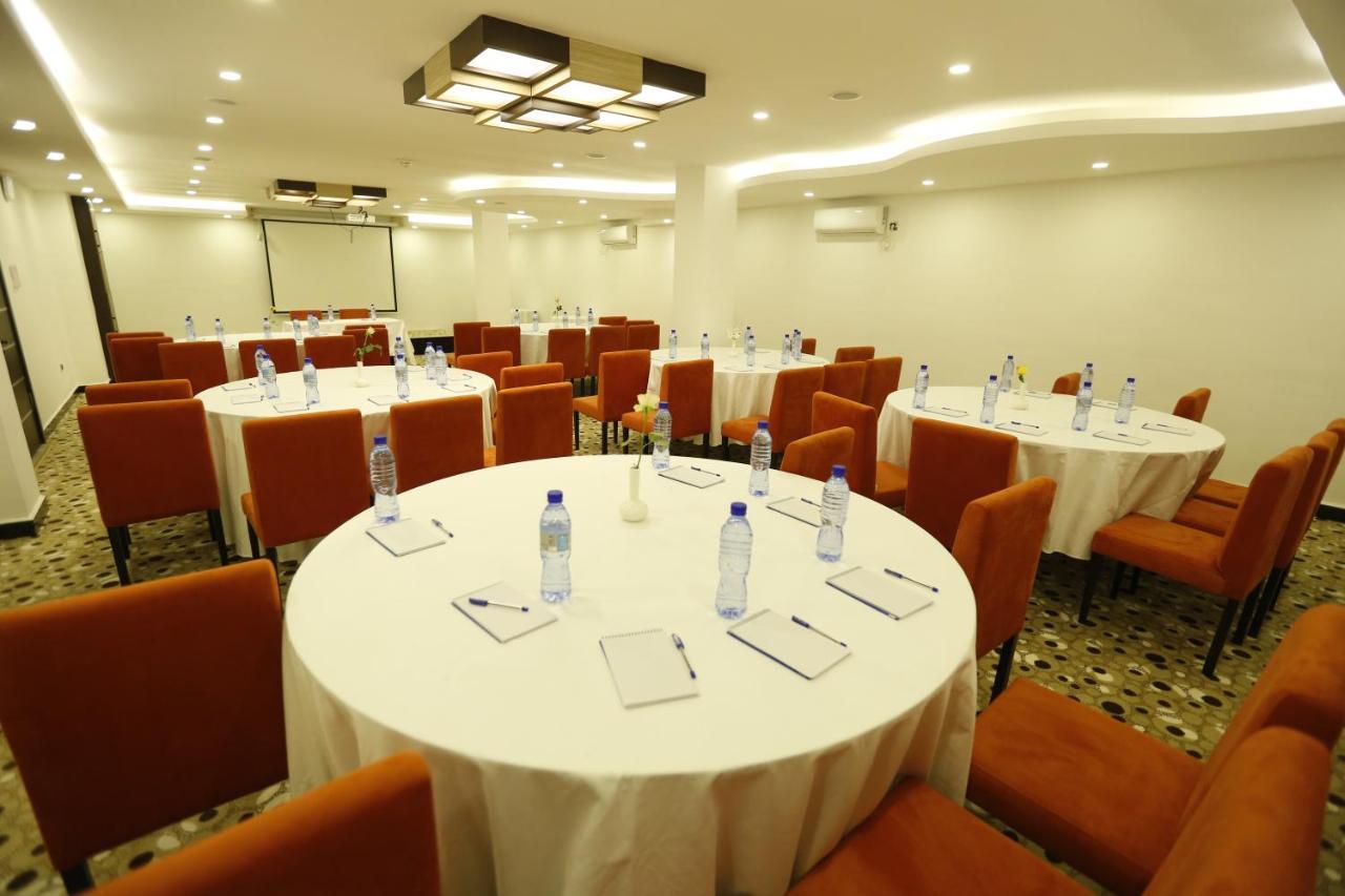 Cassiopeia Hotel Addisz-Abeba Kültér fotó
