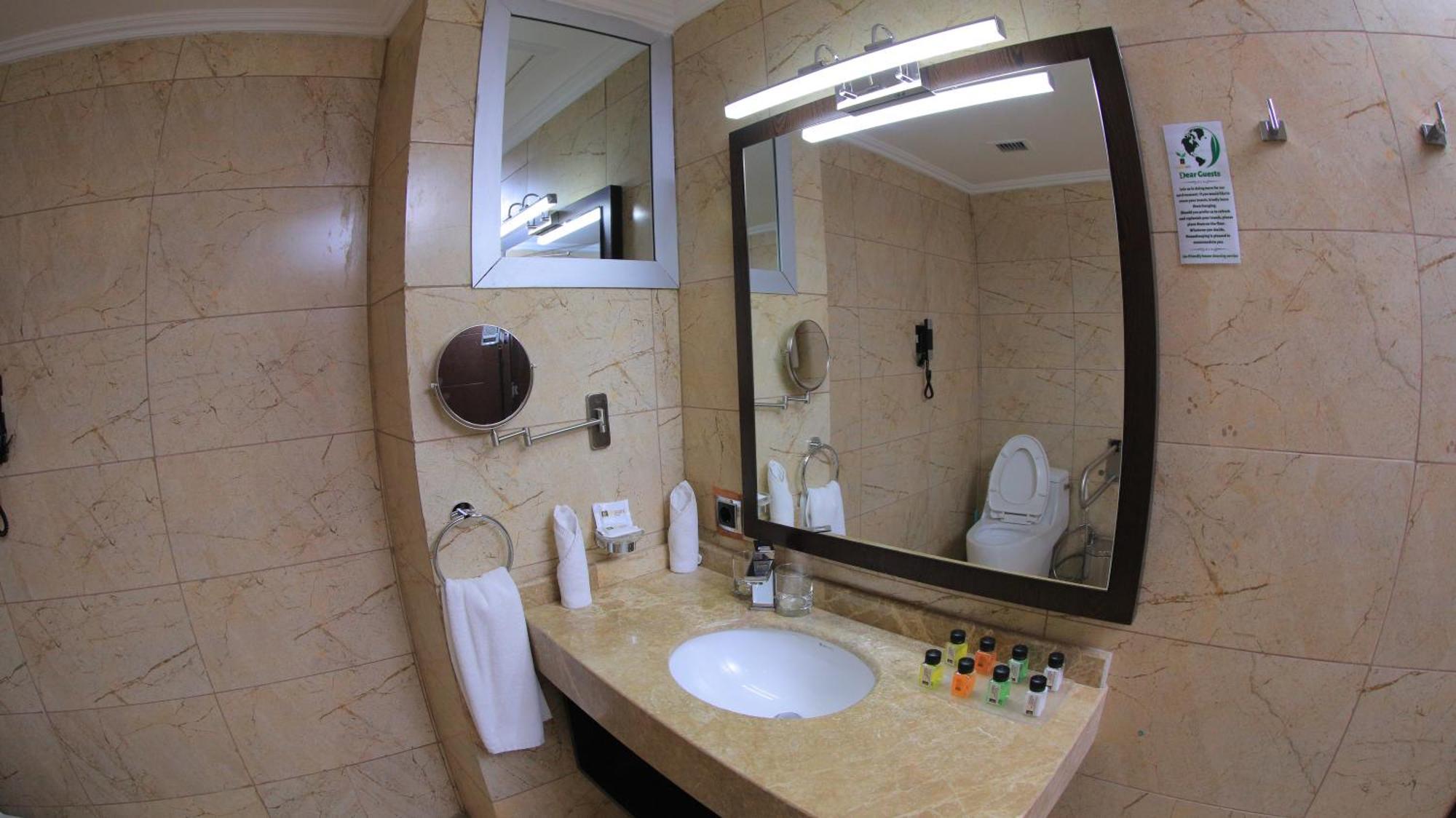 Cassiopeia Hotel Addisz-Abeba Kültér fotó